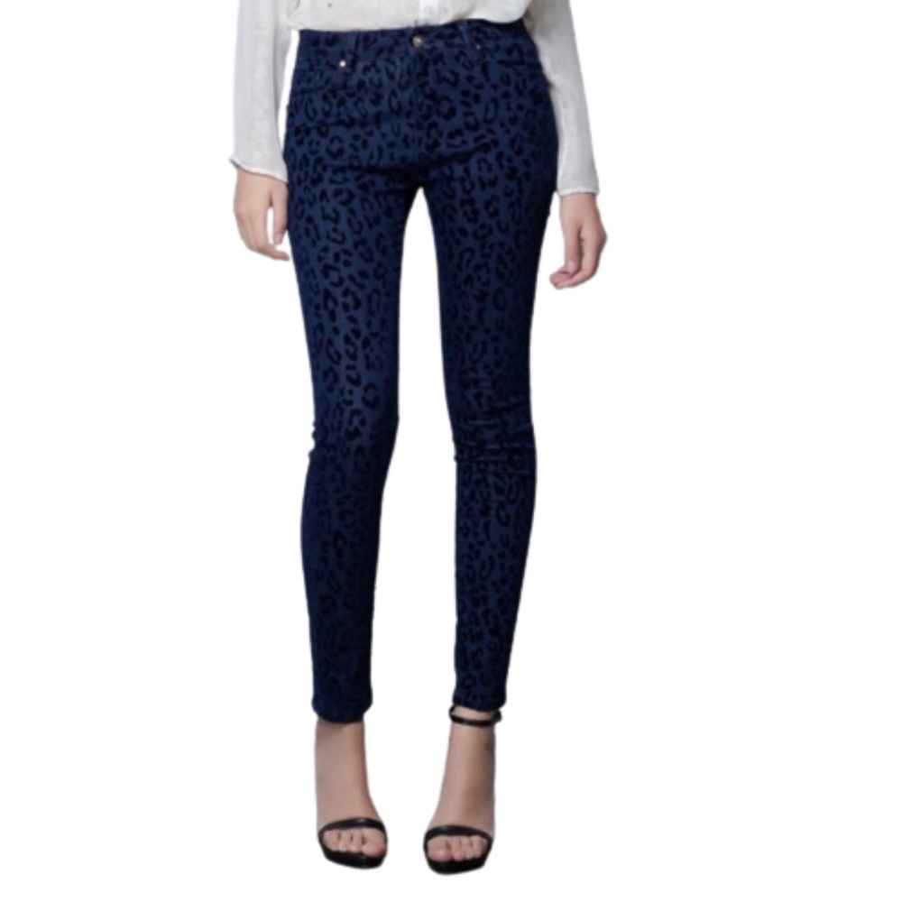 Free People women’s blue cheetah skinny jeans size 27